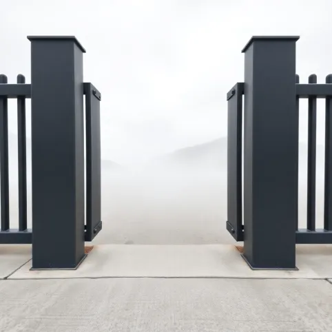 Jakie rozstaw słupki do bramy dwuskrzydłowej